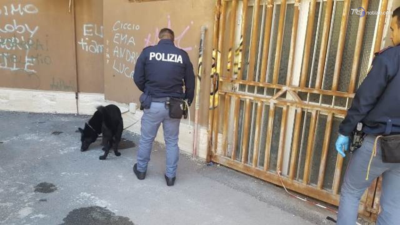 Siracusa, ordigno rudimentale trovato in viale Tunisi