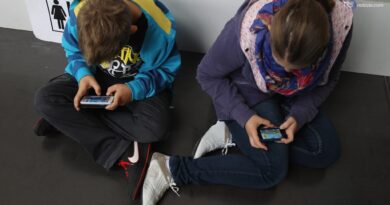 La fine delle lezioni negli adolescenti può far emergere o aggravare fragilità psicologiche