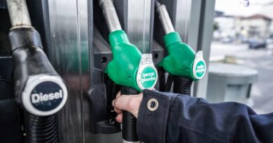 Caro carburante +21% dall'estate scorsa