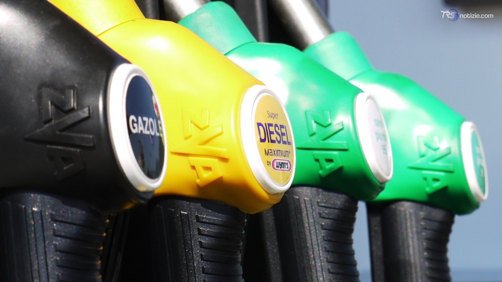 Non si ferma l'aumento dei prezzi per il carburante