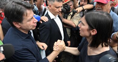 Vertice Schlein-Conte a Campo de' Fiori: tregua a pranzo, ma il menù della coalizione ancora non c'è