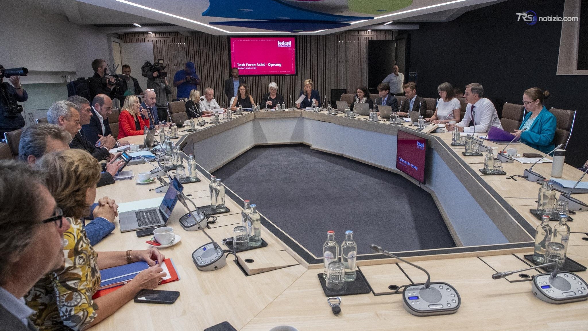 L'Ue compatta su Ceuta: promossa la gestione spagnola, ma resta il nodo dei controlli e dei rimpatri
