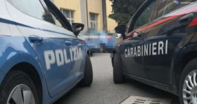 Bomba contro bancomat a Siracusa, caccia alla banda