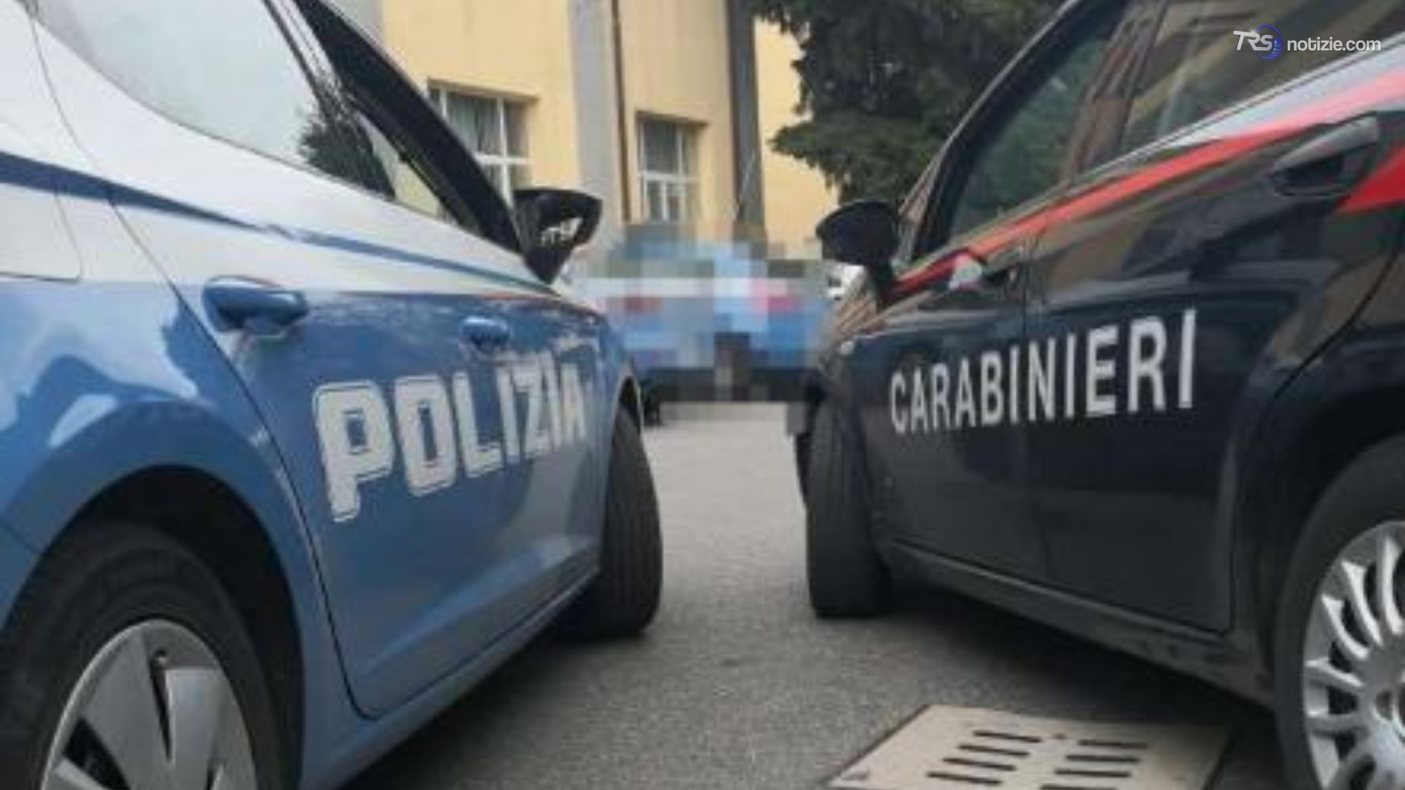 Bomba contro bancomat a Siracusa, caccia alla banda