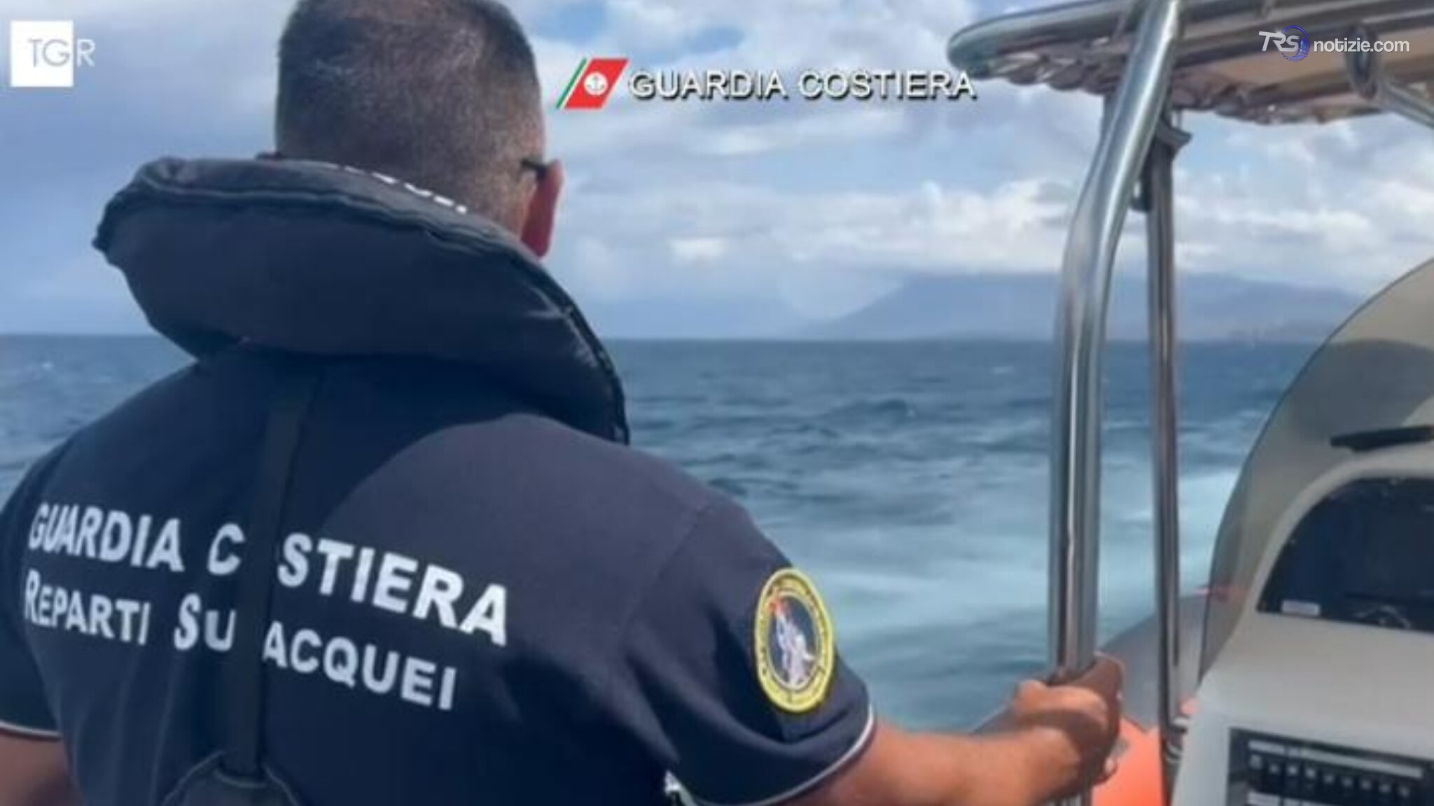 Cadavere recuperato in mare nel messinese