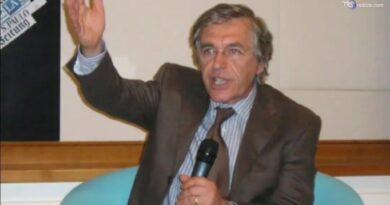 E' morto Fiore De Rienzo, storico inviato di "Chi l'ha visto" e papà dell'attore Libero