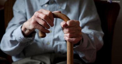 Fumo e obesità invecchiano il corpo: più anziani di quattro anni, accelerano l'orologio biologico