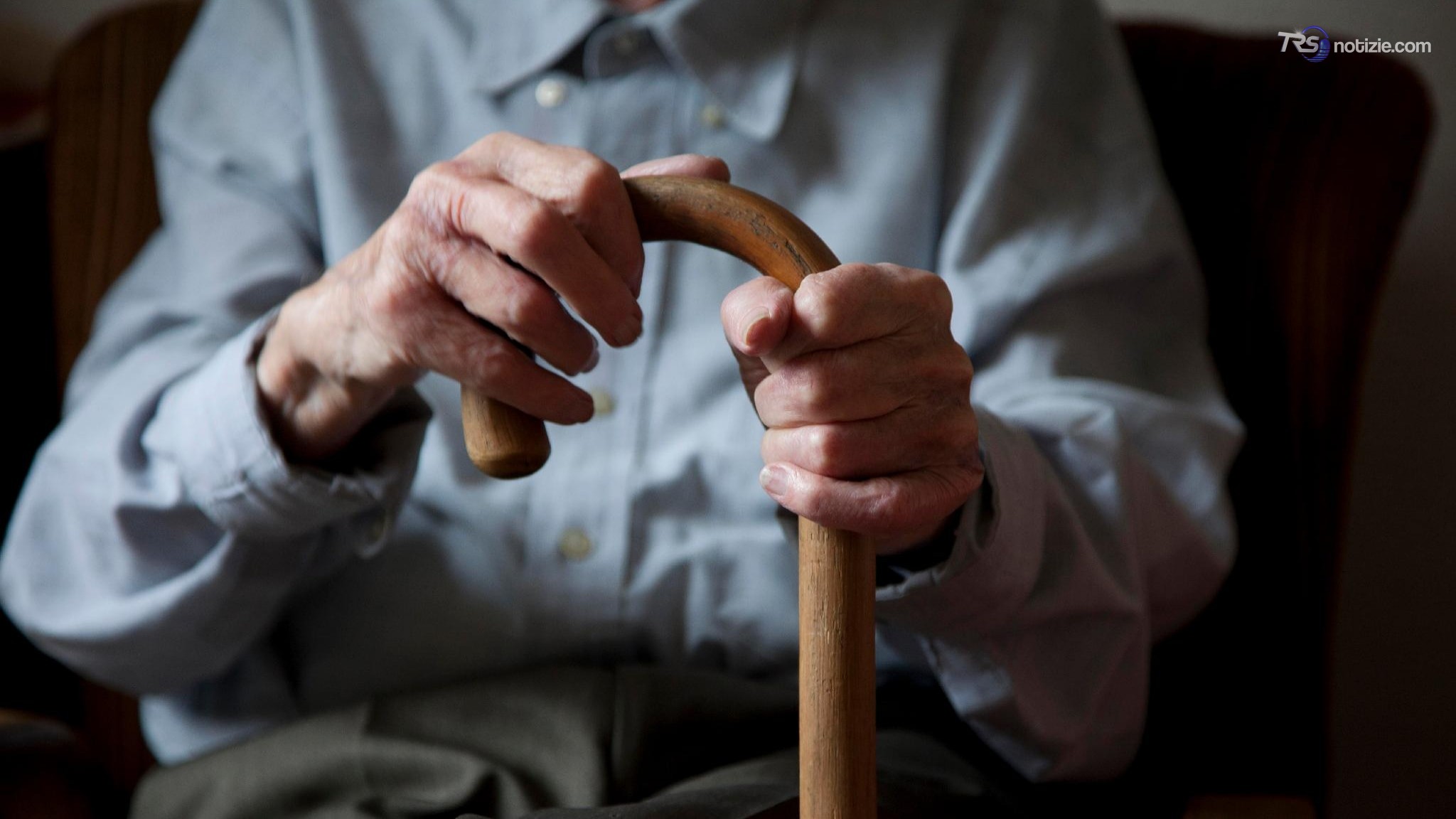 Fumo e obesità invecchiano il corpo: più anziani di quattro anni, accelerano l'orologio biologico