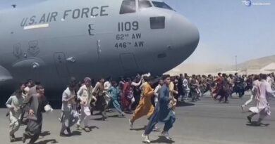 Cinque anni dal ritorno dei Talebani: l’Afghanistan ha cancellato le donne, solo il 7% lavora