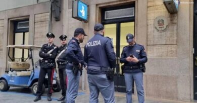Terrorismo: propaganda jihadista e neonazista, arrestato 16enne