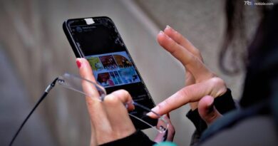 Gli studenti del Veneto chiedono il divieto ai social fino a 14 anni
