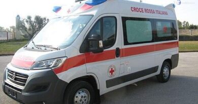 Auto precipita in una scarpata: morto un 40enne