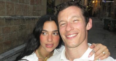 Dua Lipa e Callum Turner, festa da favola a Bagheria. La Sicilia risponde ai titoli sulla mafia
