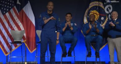 La NASA presenta l'equipaggio: Luca Parmitano sarà il pilota di Artemis III