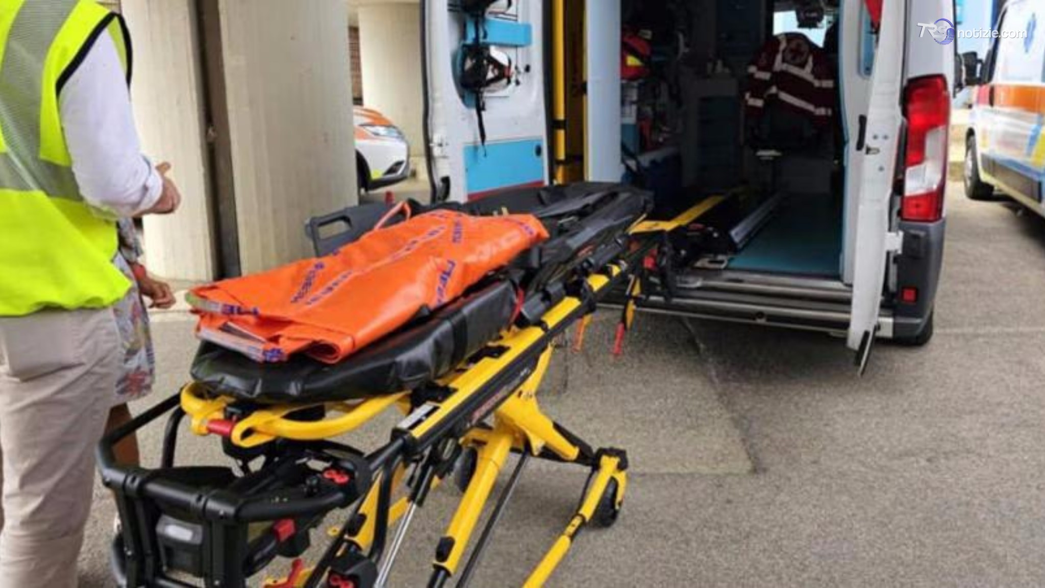 A Bologna un 22enne aggredisce I sanitari