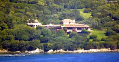 Villa Certosa: dalla famiglia Berlusconi passa alla dinastia reale del Qatar per 350 milioni di euro