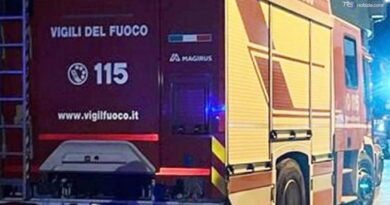 Esplosione a Brindisi, grave un anziano