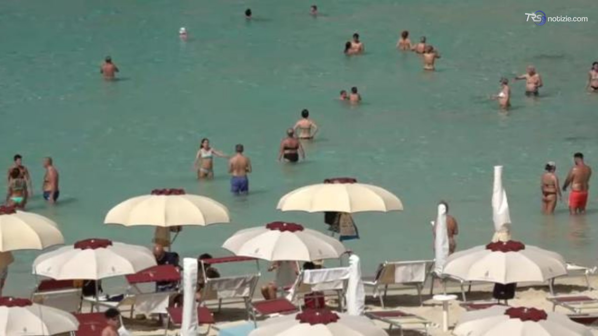Ordigni bellici scoperti da turisti nei fondali di Cala Galera a Lampedusa