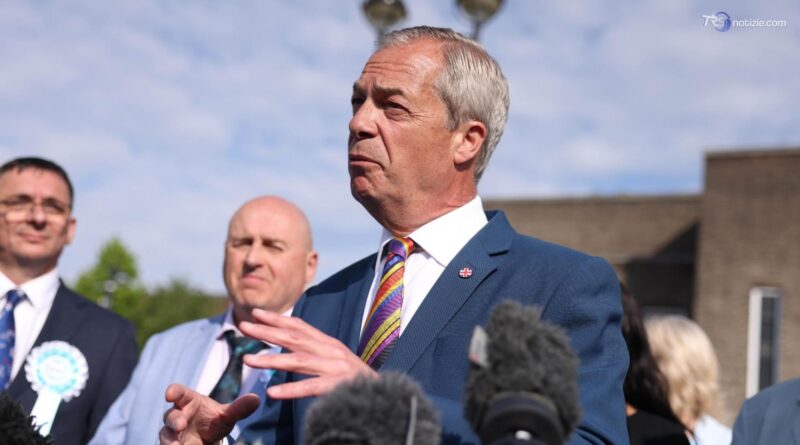 Nigel Farage riconquista il seggio in Parlamento, battuto il comico "spazzatura" Count Binface