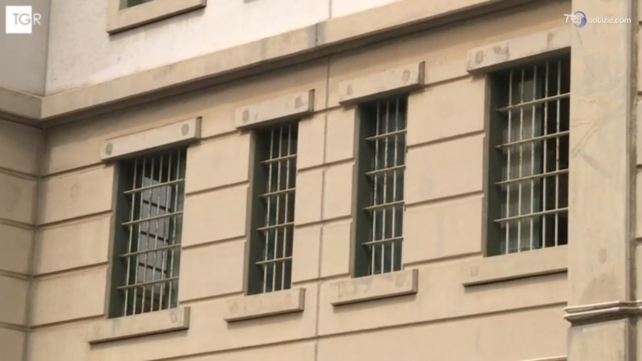 Bimbo di 18 mesi recluso in carcere a Messina. "Un neonato non può vivere in cella"