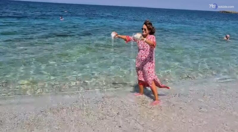 Ruba 40chili di sabbia in Sardegna, figlia li restituisce dopo 50 anni