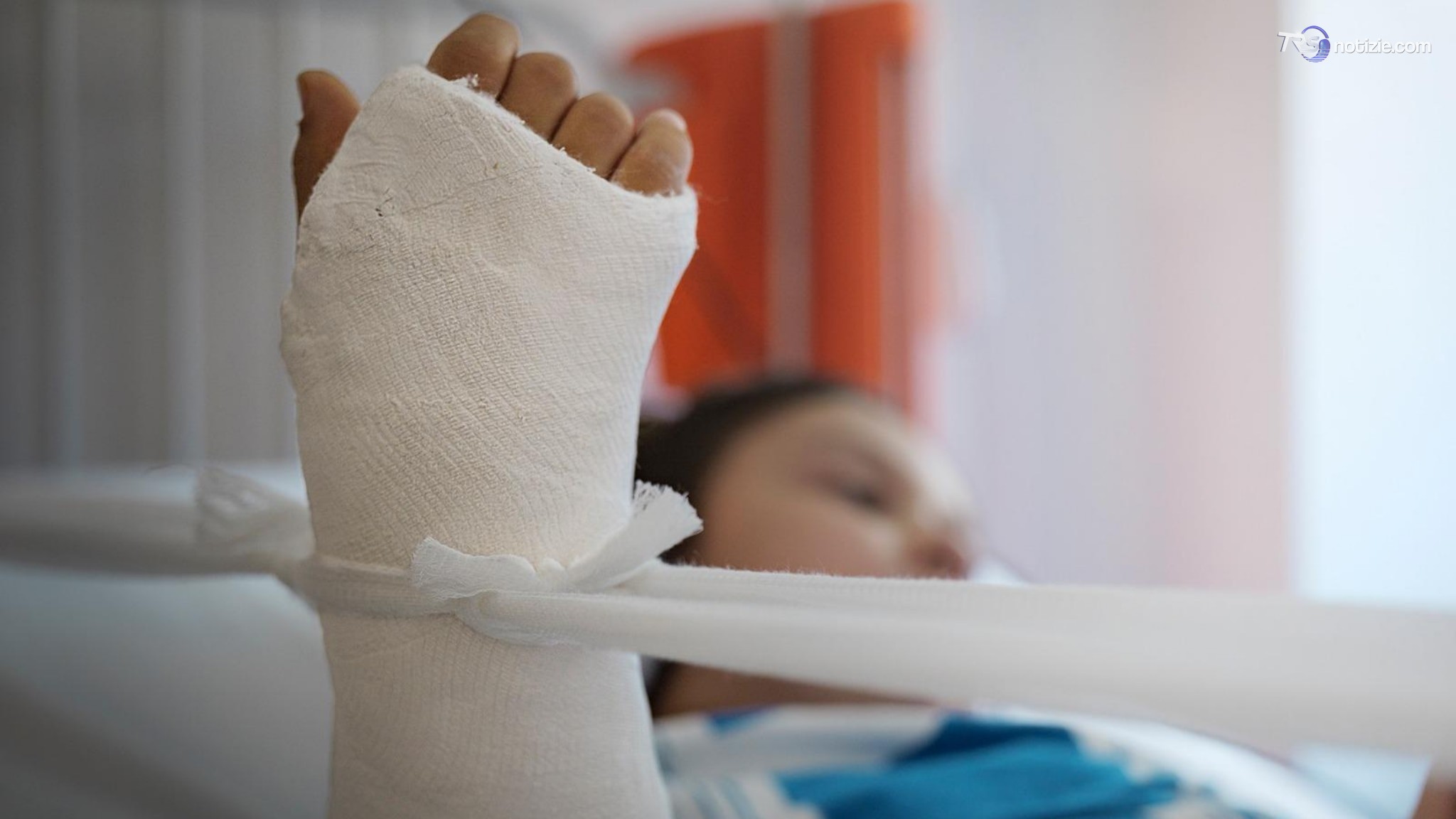 Estate, boom di traumi tra bambini e ragazzi: 20mila accessi l’anno al Bambino Gesù