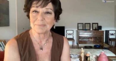 Monica Guerritore: "Ho finito sei cicli di chemio, è andata molto bene"
