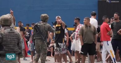 Il dramma dei migranti a Ceuta: tra i respingimenti dell'esercito e l'inganno dei social