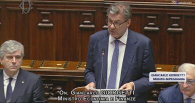 Giorgetti alla Camera: "Shock energetico richiede incremento spesa, lo stesso per difesa"