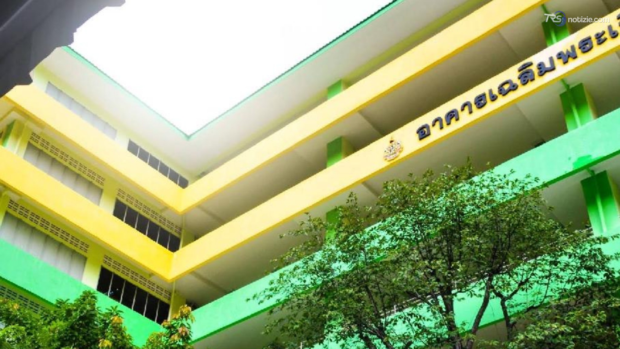 Sparatoria a scuola a Bangkok, almeno due morti e 15 feriti