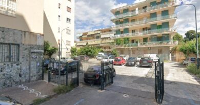 Due cadaveri trovati in casa nel Napoletano, sarebbero zia e nipote