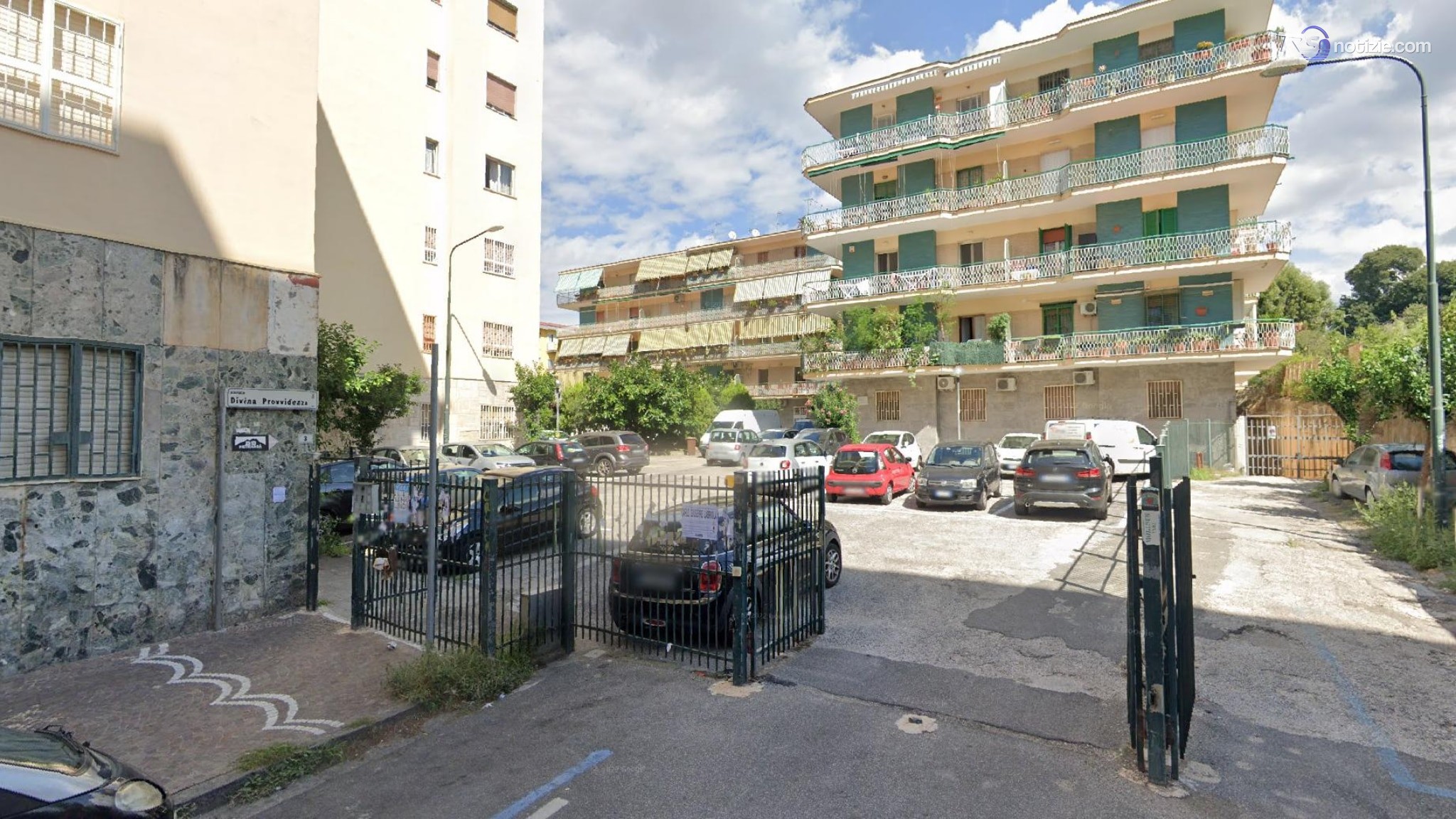 Due cadaveri trovati in casa nel Napoletano, sarebbero zia e nipote