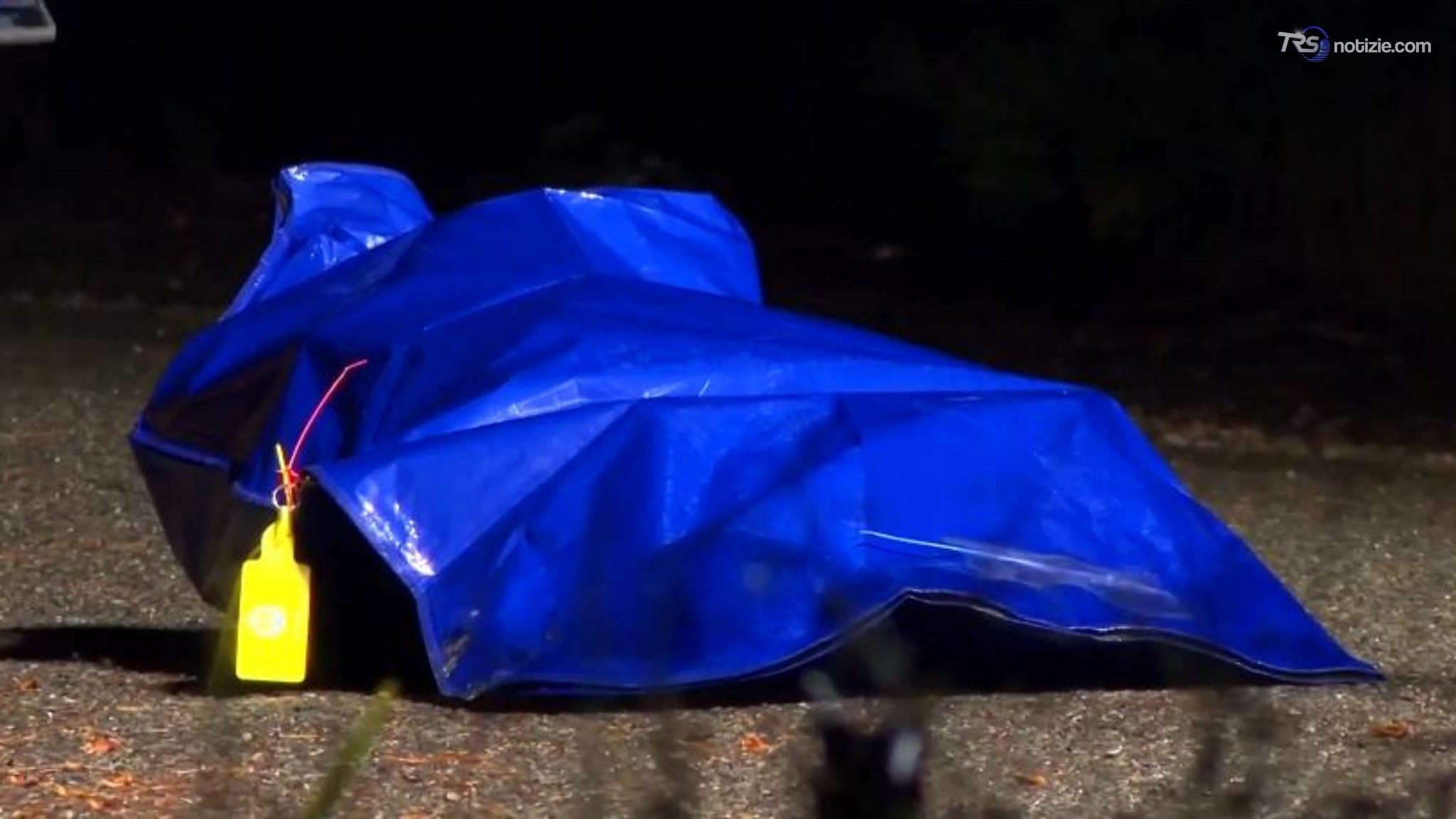 "Cadavere nella valigia", ma è soltanto una sex doll: archiviata l'indagine per omicidio