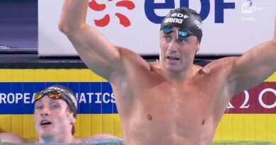 Nuoto, Martinenghi oro europeo 100 rana
