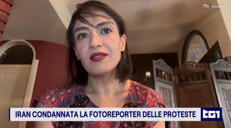 Iran condanna la fotoreporter delle proteste