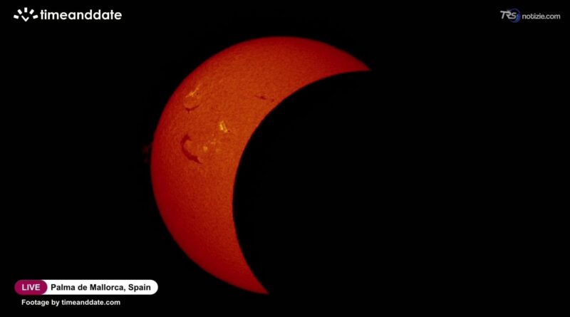 L'Europa con gli occhi al cielo: milioni di spettatori per la grande eclissi