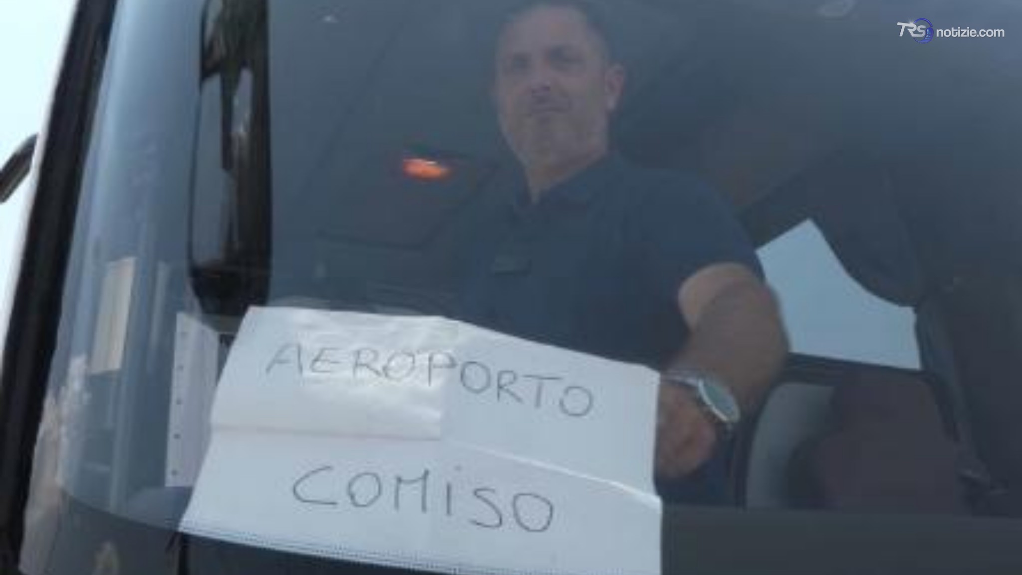 Sospesi i voli a Comiso