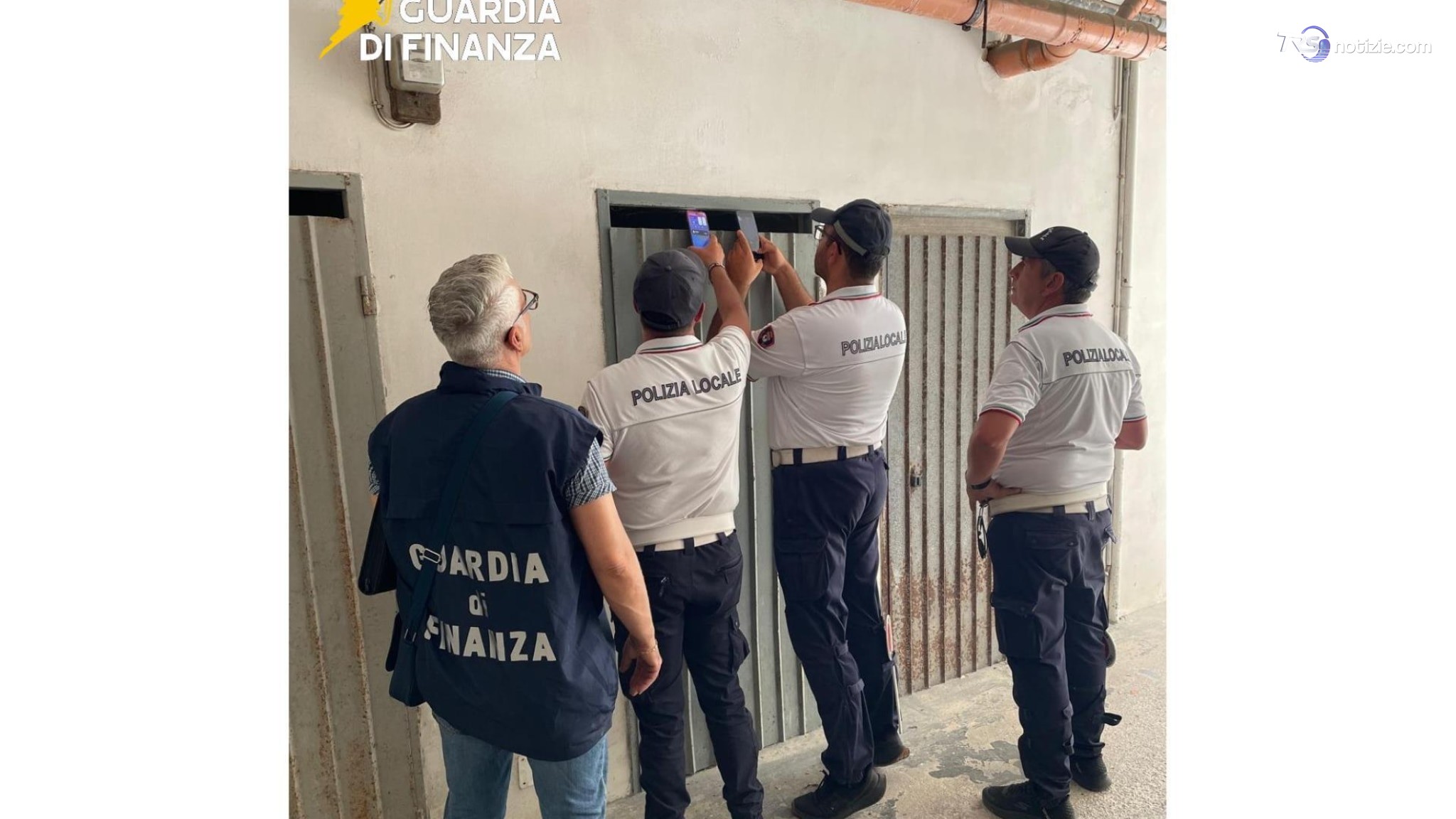 Case "pollaio" nel Salento: in un appartamento da 9 persone c'erano 17 ragazzi