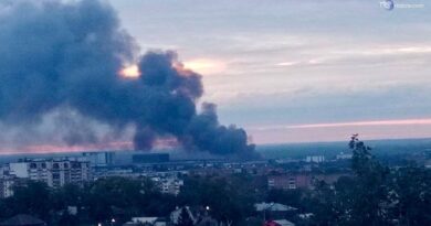 Russia, pugno duro contro il partito pacifista Yabloko. Moldova: drone entra in spazio aereo