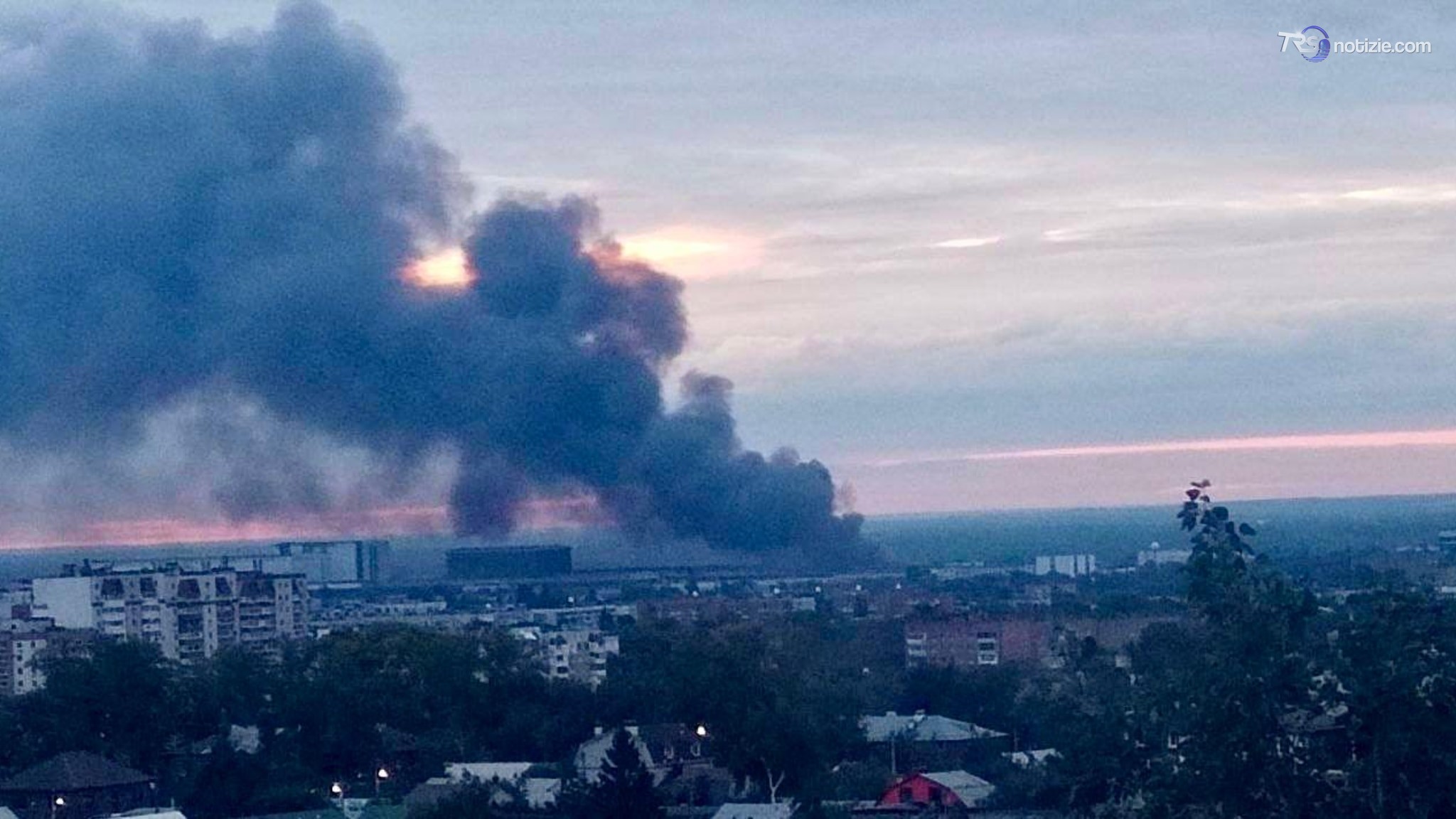 Russia, pugno duro contro il partito pacifista Yabloko. Moldova: drone entra in spazio aereo
