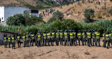 Ceuta, Marocco blocca 150 migranti