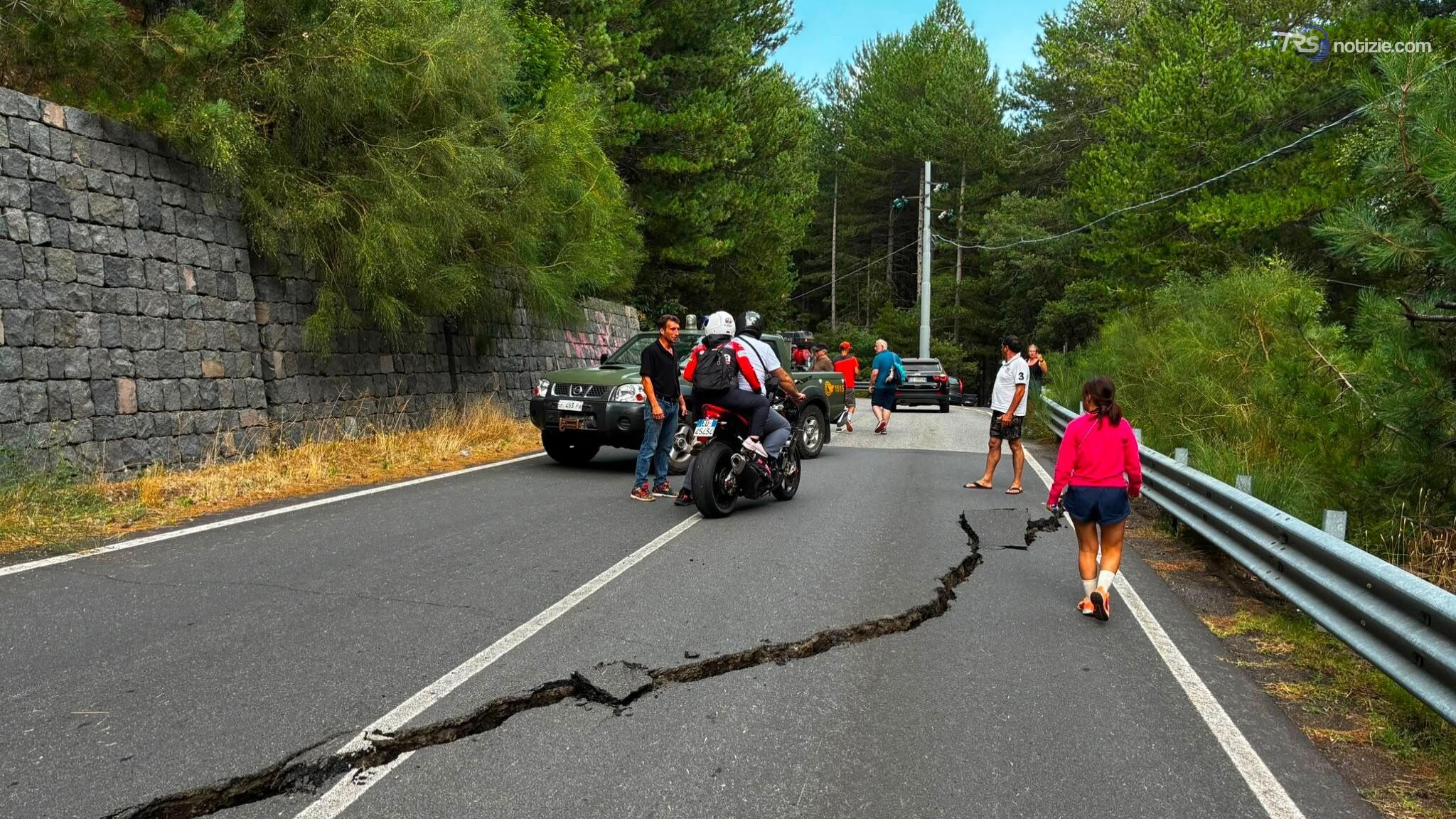 Terremoto sull'Etna, si riapre la faglia pernicana