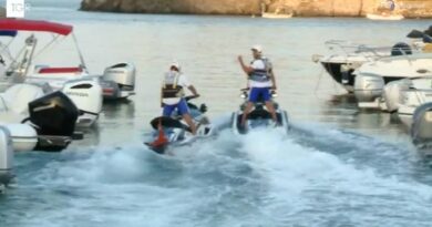 Ferragosto, controlli della polizia in mare a Catania