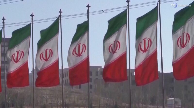 Scontro USA-Iran su Hormuz: Teheran respinge le affermazioni di Trump e nega trattative