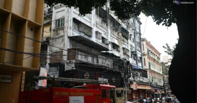 Incendio in un albergo a Calcutta: almeno 9 morti, tra questi anche un bambino. Sei i feriti