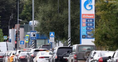 Russia costretta a importare carburante dopo gli attacchi contro i suoi impianti