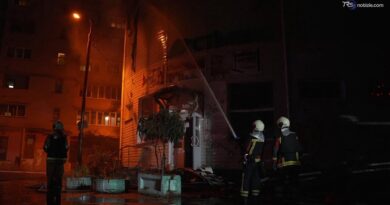 Offensiva aerea russa su Kiev, colpito anche ospedale pediatrico, diversi morti