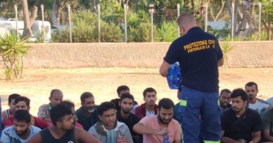 80 migranti approdano a Portopalo di Capo Passero, altri 57 soccorsi stamani al largo di Lampedusa