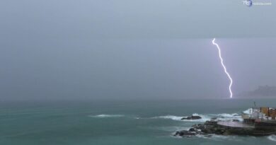 Genova, tempesta di fulmini e tuoni sulla costa ligure