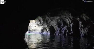 La grotta Lilla di Portopalo di Capo Passero